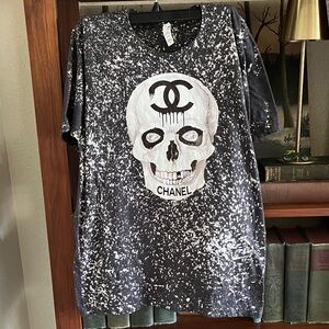 CHANEL Black and White Skull Tee 
Tie Dye